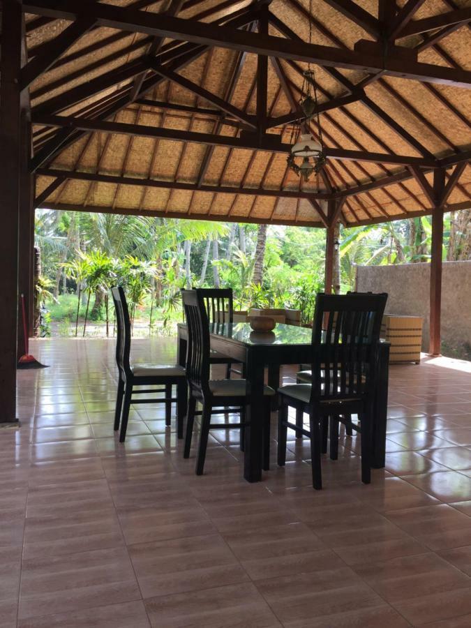 Red Island Villas Banyuwangi  Exterior photo